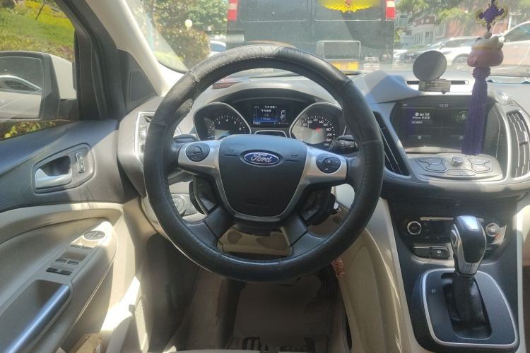 Used Ford Kuga 2013 1.6L GTDi 4x4 Elite Model Steering Wheel