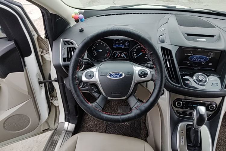 Used Ford Kuga 2013 2.0L GTDi Four-Wheel Drive Premium Model Steering Wheel