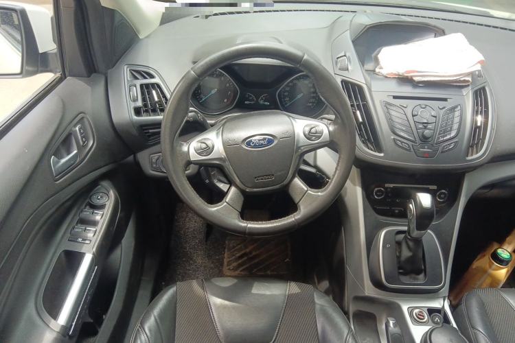 Used Ford Kuga 2013 1.6L GTDi Two-Wheel-Drive Trend Model Steering Wheel