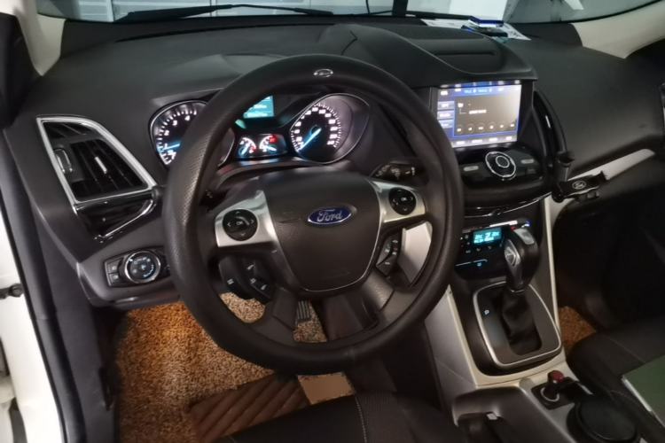 Used Ford Kuga 2013 1.6L GTDi Two-Wheel-Drive Trend Model Steering Wheel