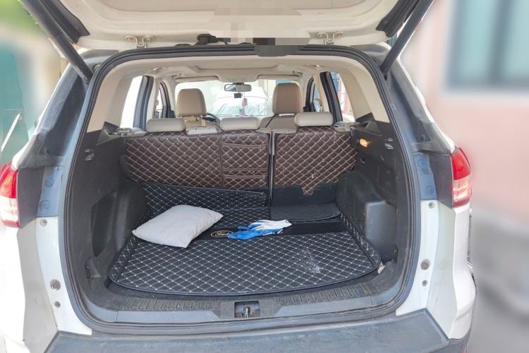 Used Ford Kuga 2013 1.6L GTDi 4x4 Elite Model Trunk