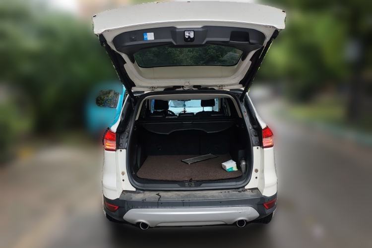 Used Ford Kuga 2013 2.0L GTDi Four-Wheel Drive Premium Model Trunk