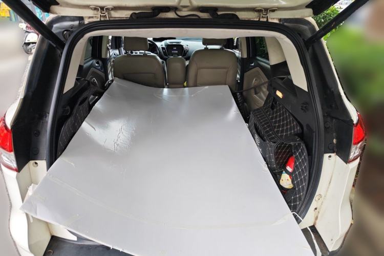 Used Ford Kuga 2013 2.0L GTDi Four-Wheel Drive Premium Model Trunk