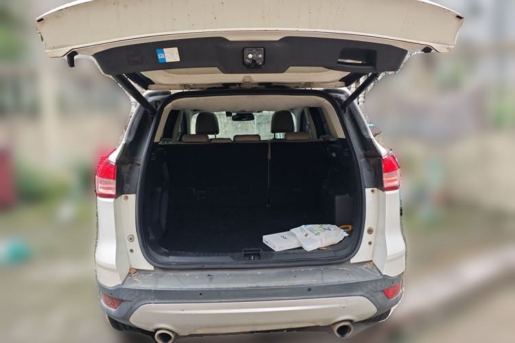 Used Ford Kuga 2013 2.0L GTDi Four-Wheel Drive Premium Model Trunk