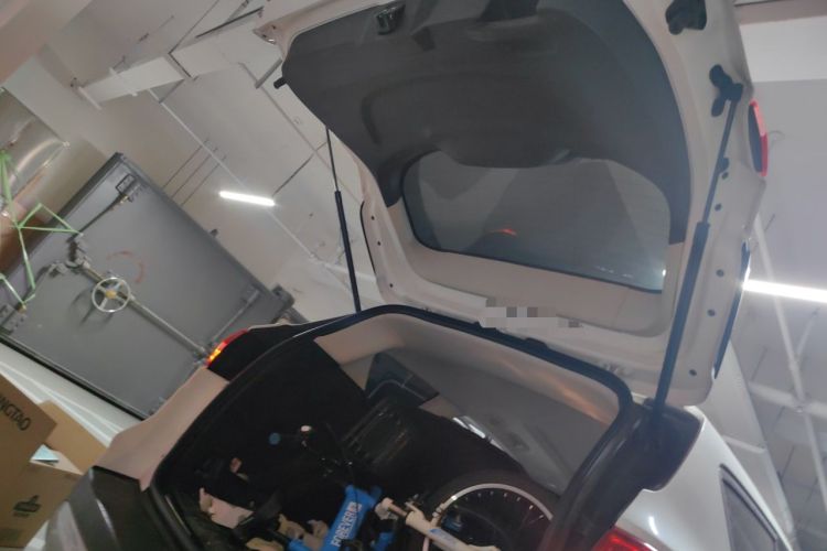 Used Ford Kuga 2013 1.6L GTDi Two-Wheel-Drive Trend Model Trunk
