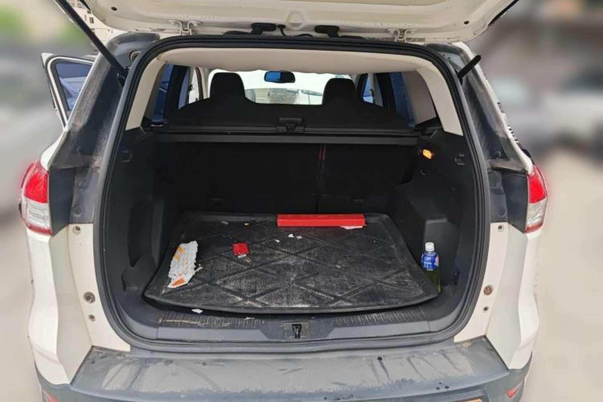 Used Ford Kuga 2013 1.6L GTDi Two-Wheel-Drive Comfort Model Trunk
