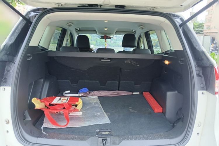 Used Ford Kuga 2013 1.6L GTDi Two-Wheel-Drive Comfort Model Trunk