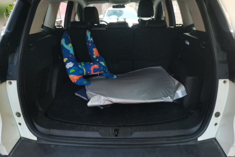 Used Ford Kuga 2013 1.6L GTDi Two-Wheel-Drive Comfort Model Trunk