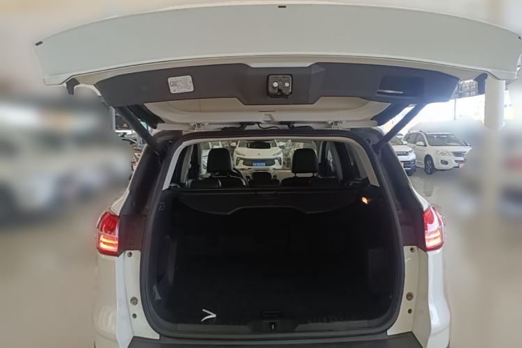 Used Ford Kuga 2013 2.0L GTDi Four-Wheel-Drive Sport Model Trunk