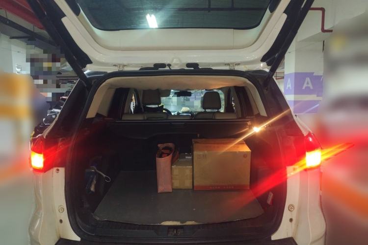 Used Ford Kuga 2013 1.6L GTDi 4x4 Elite Model Trunk
