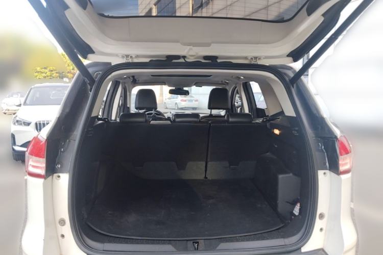 Used Ford Kuga 2013 2.0L GTDi Four-Wheel-Drive Sport Model Trunk