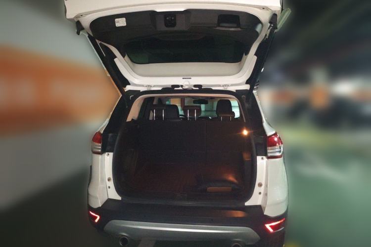 Used Ford Kuga 2013 2.0L GTDi Four-Wheel Drive Premium Model Trunk