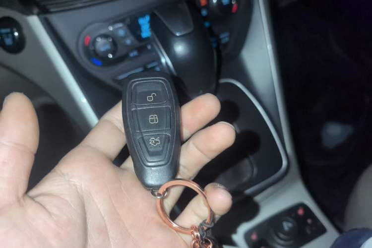 Used Ford Kuga 2013 2.0L GTDi Four-Wheel Drive Premium Model Vehicle Key