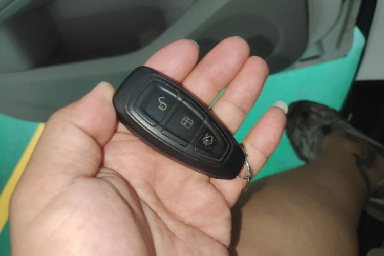 Used Ford Kuga 2013 2.0L GTDi Four-Wheel Drive Premium Model Vehicle Key