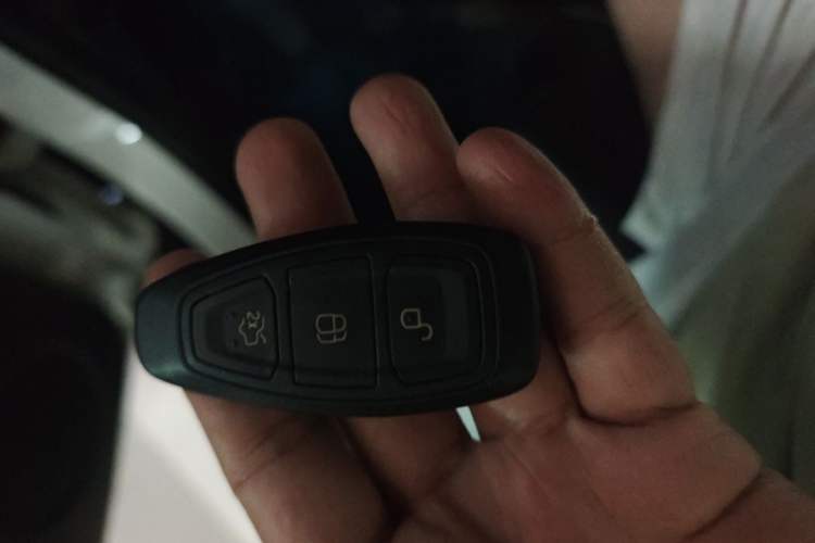 Used Ford Kuga 2013 2.0L GTDi Four-Wheel-Drive Sport Model Vehicle Key