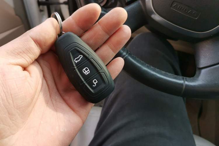 Used Ford Kuga 2013 1.6L GTDi 4x4 Elite Model Vehicle Key