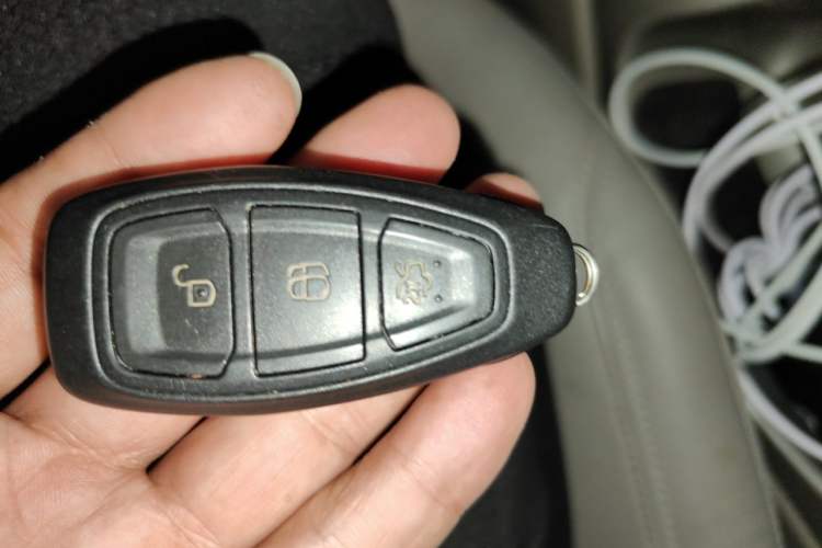 Used Ford Kuga 2013 2.0L GTDi Four-Wheel Drive Premium Model Vehicle Key