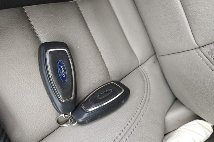 Used Ford Kuga 2013 1.6L GTDi 4x4 Elite Model Vehicle Key