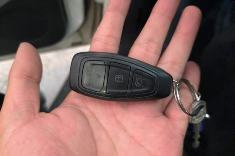 Used Ford Kuga 2013 2.0L GTDi Four-Wheel-Drive Sport Model Vehicle Key