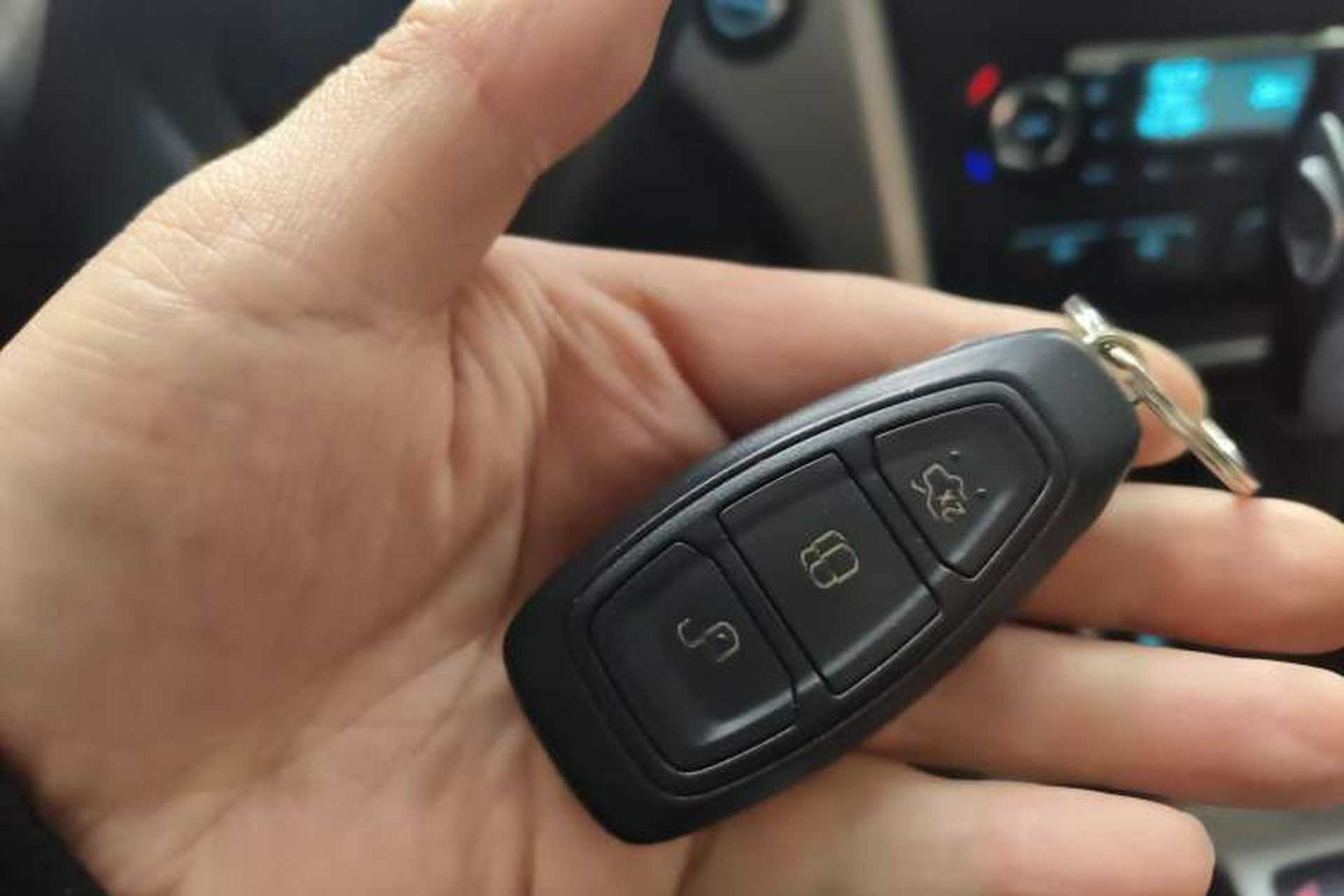 Used Ford Kuga 2013 2.0L GTDi Four-Wheel Drive Premium Model Vehicle Key