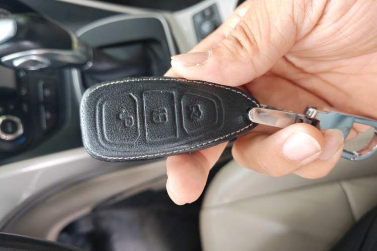 Used Ford Kuga 2013 2.0L GTDi Four-Wheel Drive Premium Model Vehicle Key