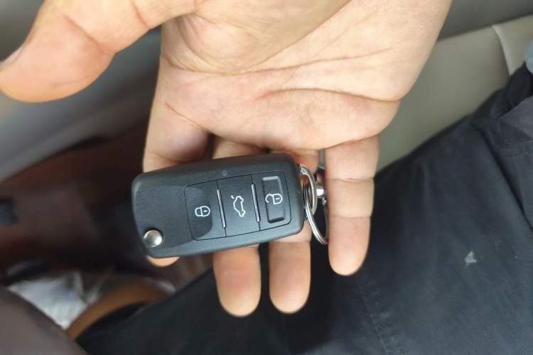Used Ford Kuga 2013 2.0L GTDi Four-Wheel-Drive Elite Model Vehicle Key