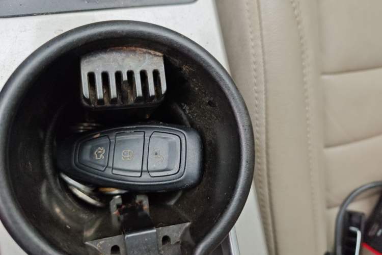 Used Ford Kuga 2013 2.0L GTDi Four-Wheel Drive Premium Model Vehicle Key