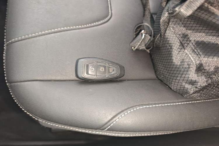 Used Ford Kuga 2013 2.0L GTDi Four-Wheel-Drive Sport Model Vehicle Key