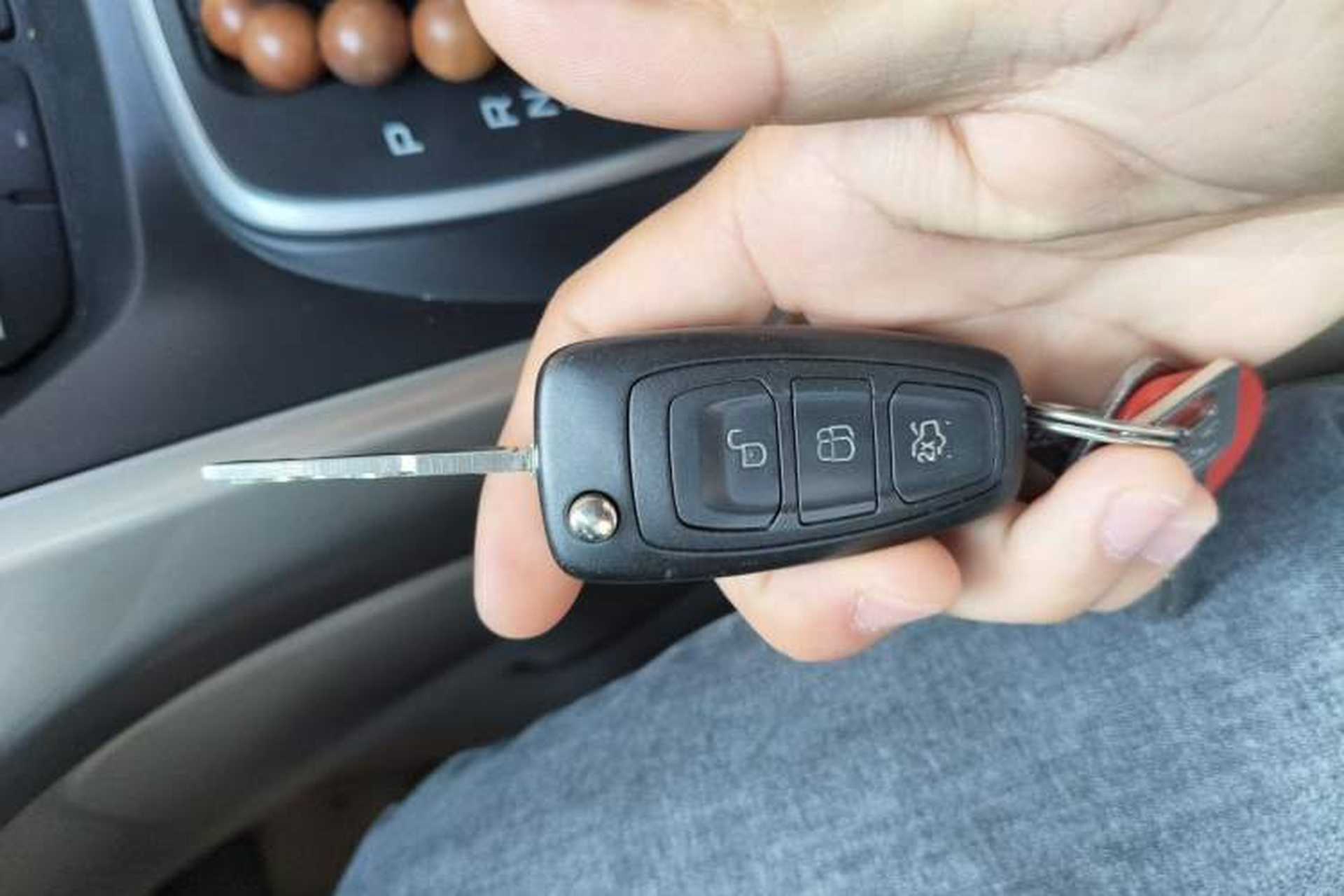 Used Ford Kuga 2013 2.0L GTDi Four-Wheel-Drive Elite Model Vehicle Key
