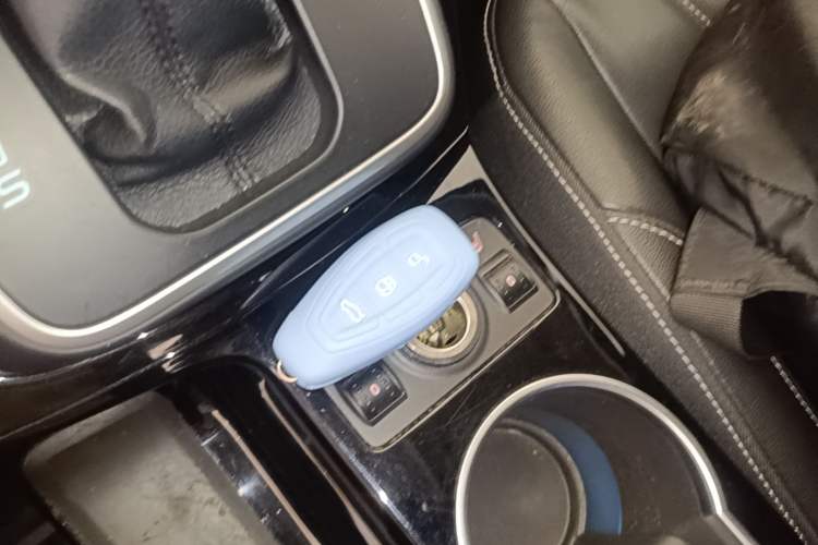 Used Ford Kuga 2013 2.0L GTDi Four-Wheel-Drive Sport Model Vehicle Key
