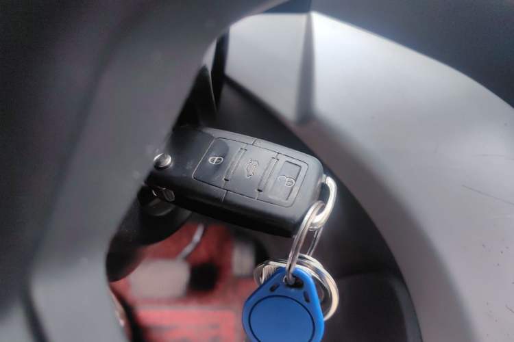 Used Ford Kuga 2013 1.6L GTDi Two-Wheel-Drive Trend Model Vehicle Key