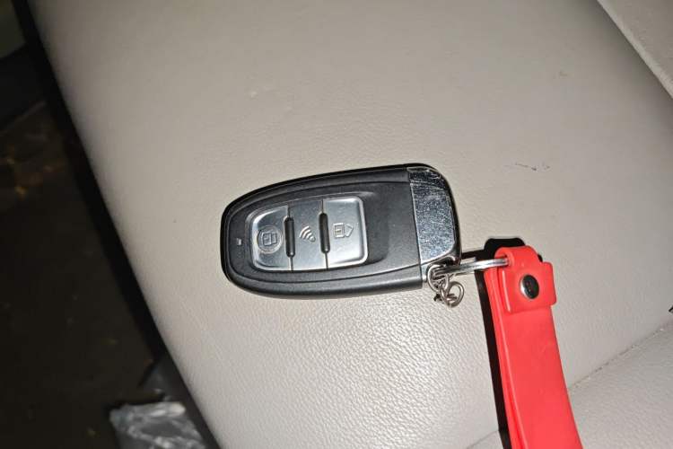 Used Ford Kuga 2013 1.6L GTDi 4x4 Elite Model Vehicle Key