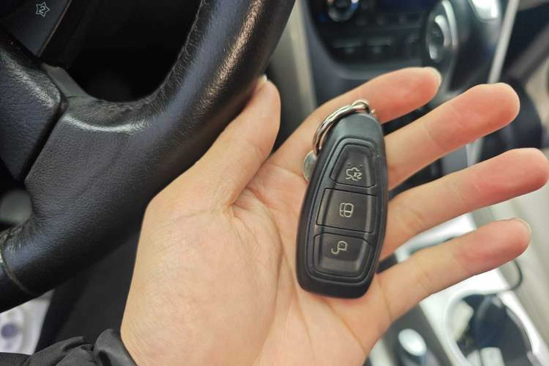 Used Ford Kuga 2013 2.0L GTDi Four-Wheel Drive Premium Model Vehicle Key