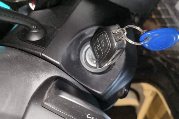 Used Ford Kuga 2013 1.6L GTDi Two-Wheel-Drive Trend Model Vehicle Key