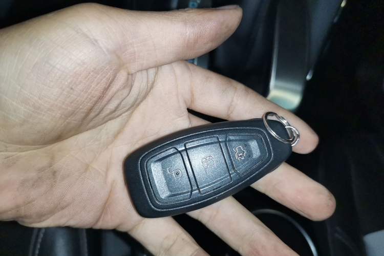 Used Ford Kuga 2013 2.0L GTDi Four-Wheel Drive Premium Model Vehicle Key