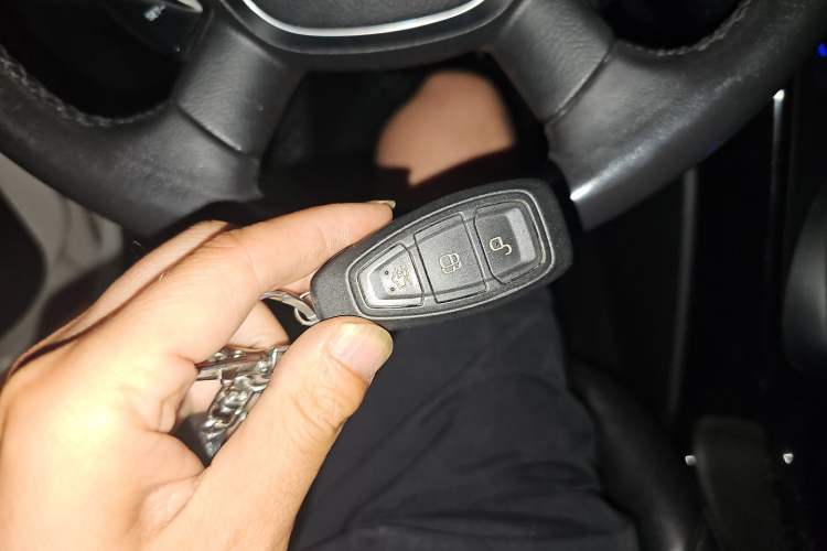 Used Ford Kuga 2013 2.0L GTDi Four-Wheel-Drive Sport Model Vehicle Key