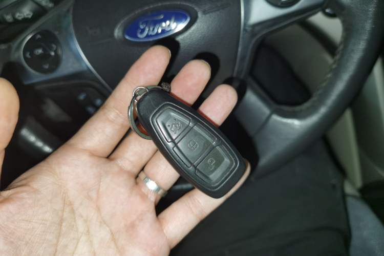 Used Ford Kuga 2013 2.0L GTDi Four-Wheel Drive Premium Model Vehicle Key