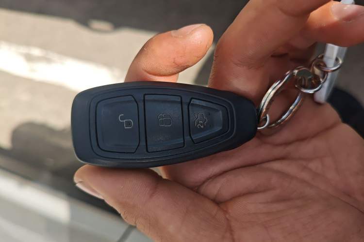 Used Ford Kuga 2013 2.0L GTDi Four-Wheel-Drive Sport Model Vehicle Key