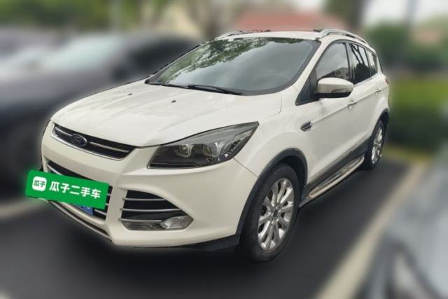 Ojetý Ford Kuga 2013 1.6L GTDi 4x4 Elite Model