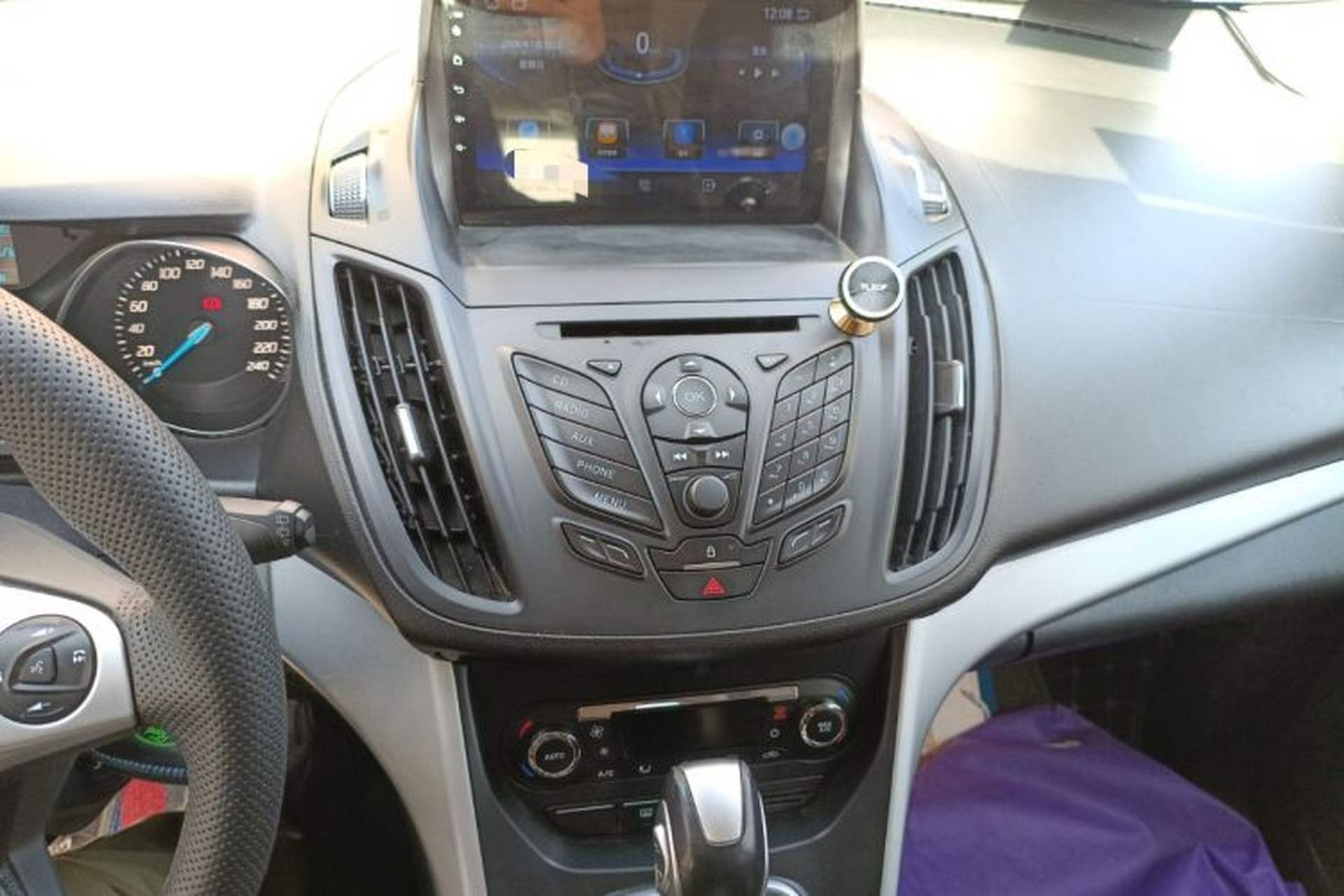 Used Ford Kuga 2013 1.6L GTDi Two-Wheel-Drive Trend Model Audio And AC Panel