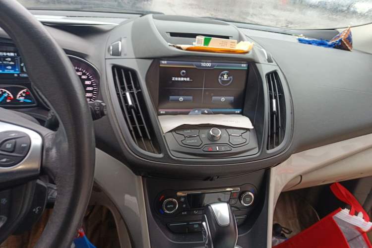 Used Ford Kuga 2013 1.6L GTDi 4x4 Elite Model Audio And AC Panel