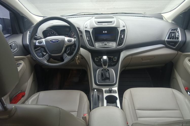 Used Ford Kuga 2013 2.0L GTDi Four-Wheel-Drive Elite Model Center Console
