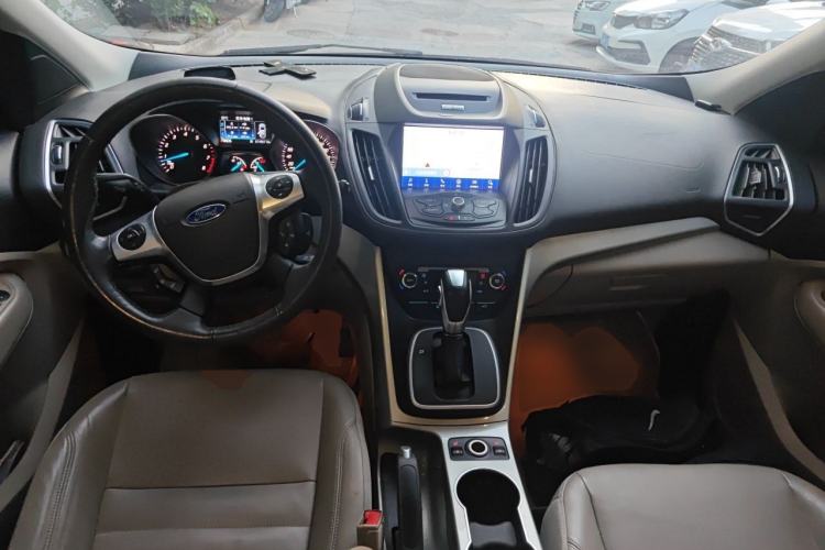 Used Ford Kuga 2013 1.6L GTDi 4x4 Elite Model Center Console