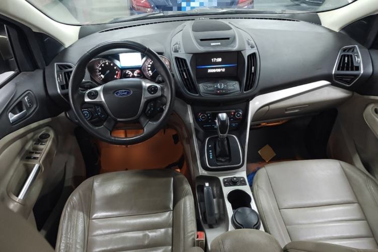 Used Ford Kuga 2013 1.6L GTDi 4x4 Elite Model Center Console