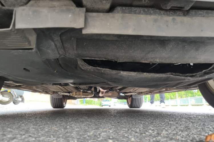 Used Ford Kuga 2013 1.6L GTDi 4x4 Elite Model Chassis Front
