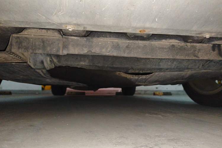 Used Ford Kuga 2013 1.6L GTDi Two-Wheel-Drive Trend Model Chassis Front