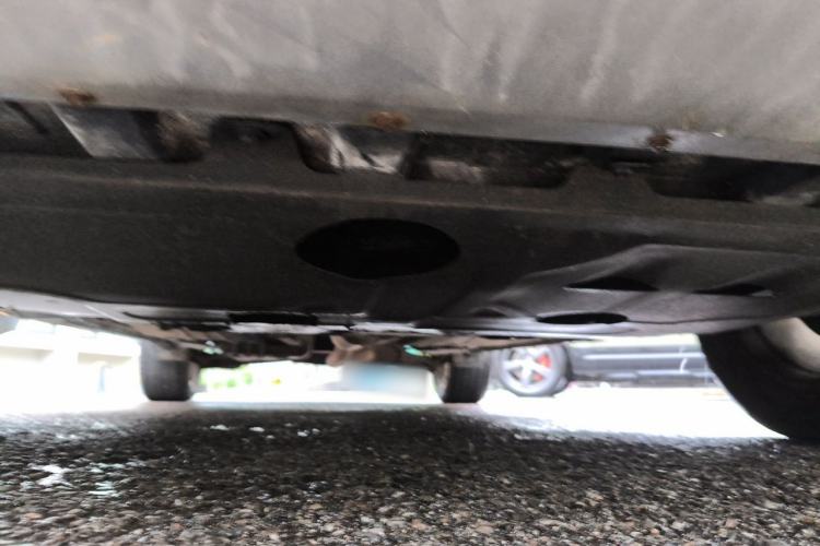 Used Ford Kuga 2013 1.6L GTDi Two-Wheel-Drive Trend Model Chassis Front