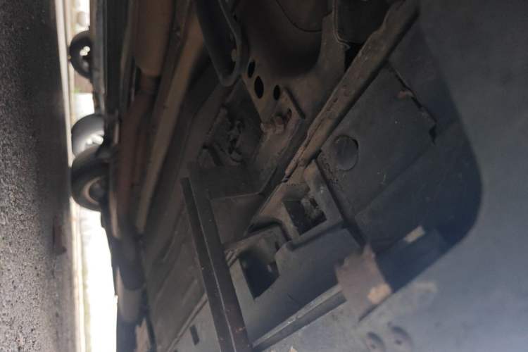 Used Ford Kuga 2013 1.6L GTDi Two-Wheel-Drive Comfort Model Chassis Front Left