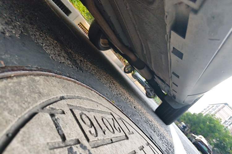 Used Ford Kuga 2013 1.6L GTDi Two-Wheel-Drive Comfort Model Chassis Front Left