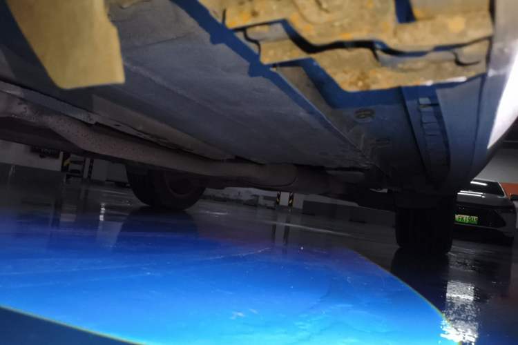 Used Ford Kuga 2013 1.6L GTDi Two-Wheel-Drive Trend Model Chassis Front Left